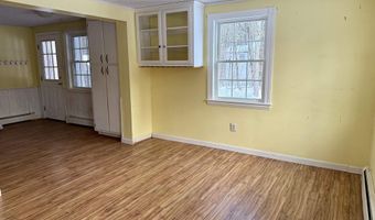 29 Quaker Ln, Barrington, NH 03825