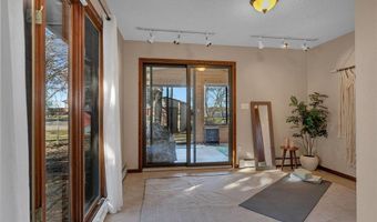 605 Chinook Ave SW, Avon, MN 56310