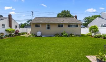 3414 Great Neck Rd, Amityville, NY 11701