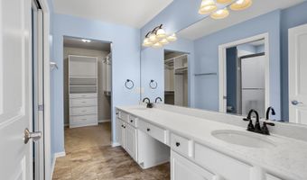 2210 E TUSCANY Way, Appleton, WI 54913