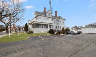 1536 Cranston St 3, Cranston, RI 02920