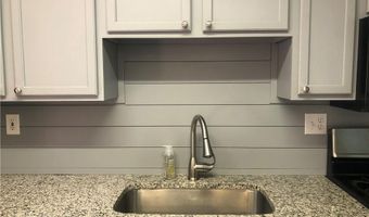 1012 Marina Trace Dr, Acworth, GA 30101