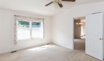 322 Oak Ridge Pkwy, Arnold, MO 63010