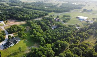 165 Rolling Bend Rd, Alvord, TX 76225