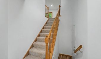 1953 N Coldspring Rd, Arlington Heights, IL 60004