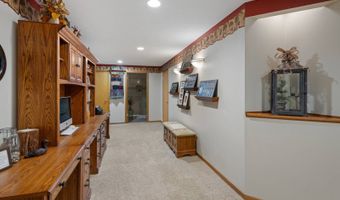 1800 S 6th St, Albion, NE 68620