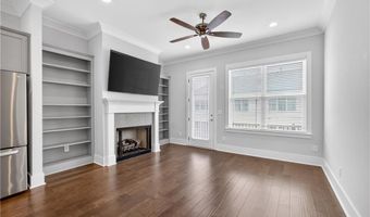 2106 MOORES MILL Rd 106, Auburn, AL 36830