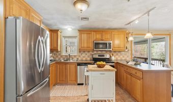 13 Groton Shirley Rd, Ayer, MA 01432