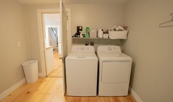 27 Princeton St, Bangor, ME 04401
