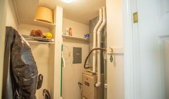 408 S Hall St 8, Algona, IA 50511