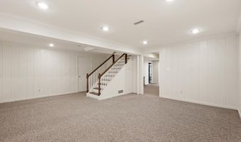 12027 DEVILWOOD Dr, Potomac, MD 20854
