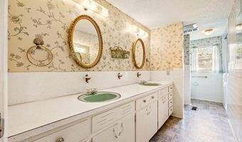 3212 Silica Hts, Benton, AR 72015