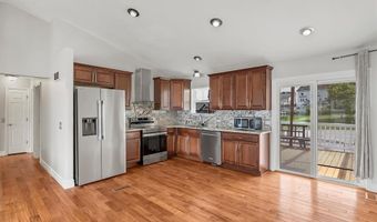 3178 5 Oaks Dr, Arnold, MO 63010