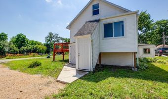 38717 N Lake St, Antioch, IL 60002