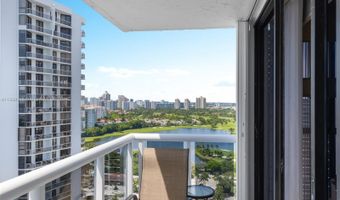 20505 E Country Club Dr PH-38, Aventura, FL 33180
