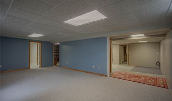 804 NE Michael Ct, Ankeny, IA 50021