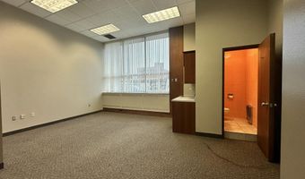 320 S 1st St, Aberdeen, SD 57401