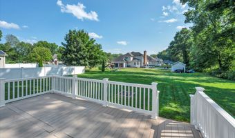 135 West St, Cromwell, CT 06416
