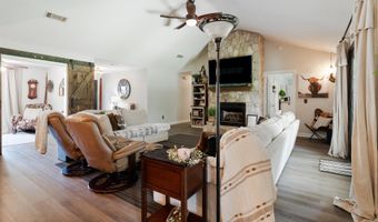 6263 Old River Rd, Baker, FL 32531