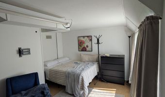 264 Timber Ln, Cheshire, CT 06410