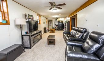 1231 N Kline St, Aberdeen, SD 57401