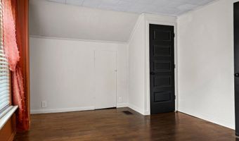 229 Rockingham Ave, Alma, MI 48801