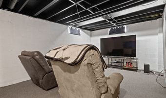 540 Lonsvale Dr, Anderson, IN 46013