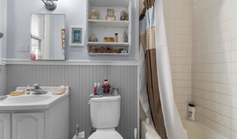 72 S St Ext, Bristol, CT 06010