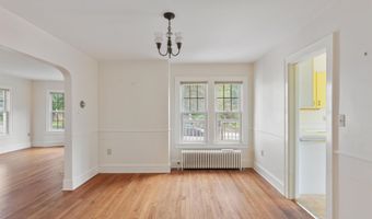 37 Bilodeau Ct, Burlington, VT 05401