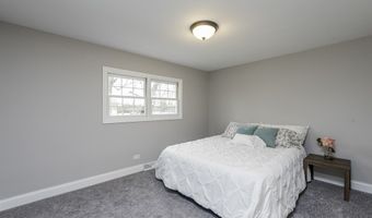 24199 W Beach Grove Rd, Antioch, IL 60002