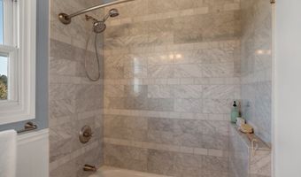 8615 Skyline Dr, Los Angeles, CA 90046