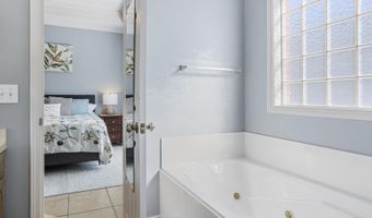 211 Jacks Pl, Brandon, MS 39047