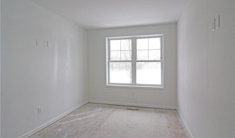 8983 Iroquois St, Angola, NY 14006