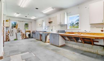 9222 Midway Rd, Bailey, NC 27807