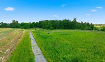 5002 N County Line Rd, Auburn, IN 46706