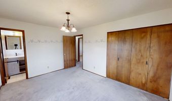 2153 W 42nd St, Casper, WY 82604