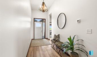 1528 W Autumn Cir, Brandon, SD 57005