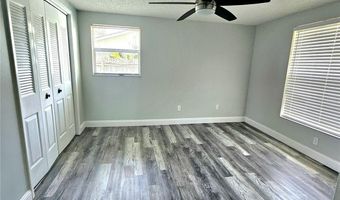 6008 FIREFLY Ln, Apollo Beach, FL 33572