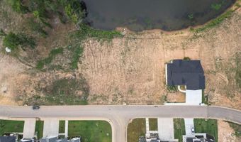 6107 Majestic Waters Dr, Benton, AR 72019