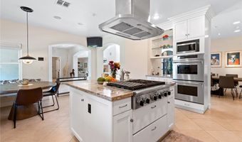 17980 Rancho St, Encino, CA 91316