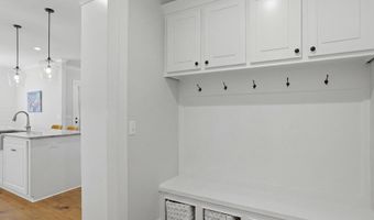 406 Pilot Cir, Brandon, MS 39047