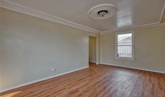850 W 132nd St, Compton, CA 90222