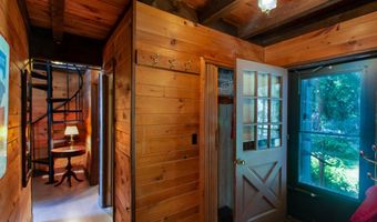 915 Fiske Rd, Alburgh, VT 05440