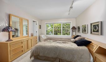 6404 Winter Run Dr SE, Ada, MI 49301