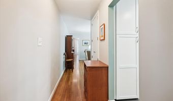 10427 MONTROSE Ave 104, Bethesda, MD 20814