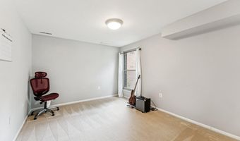 3376 WOODBURN Rd 23, Annandale, VA 22003