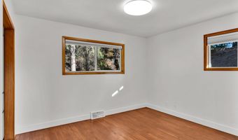 6482 Grant St, Bonners Ferry, ID 83805