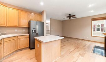 15726 Frisian Ln, Apple Valley, MN 55124