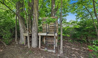 7410 Whitneyville Ave SE, Alto, MI 49302