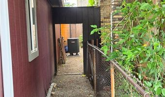 1198 Merchant St, Ambridge, PA 15003